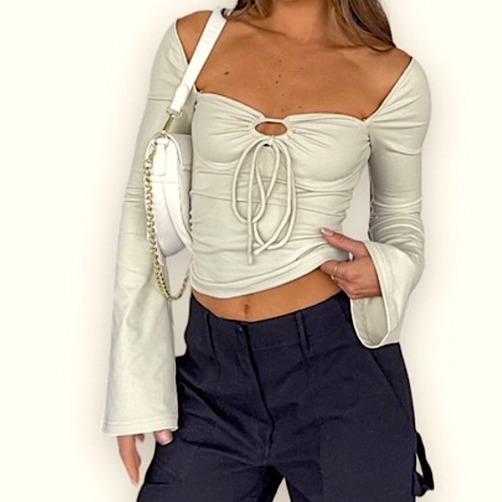 White Fox boutique spending spree crop long sleeve top